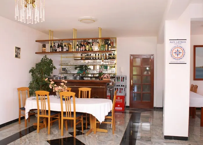 Apartments By The Sea Primosten - 4169