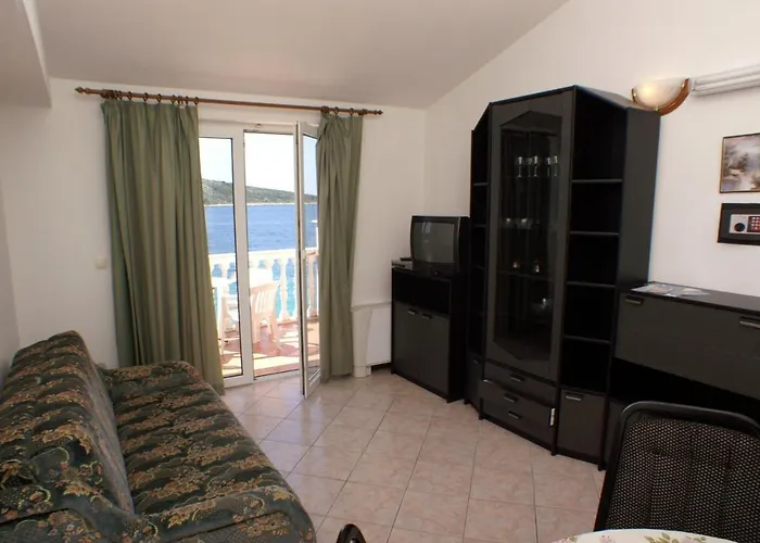 By The Sea - 4169 Apartamento Primošten