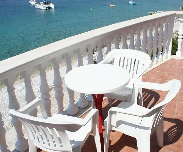 Apartments By The Sea Primosten - 4169 Primosten